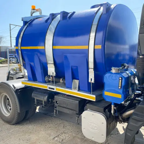 HPVR 300 Water Tanker Truck 006